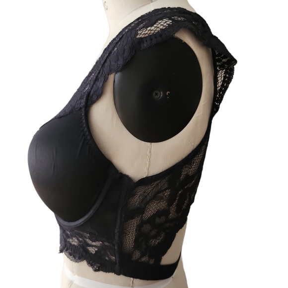 La Senza 36D Lacy Strappy Bra - Picture 2 of 5